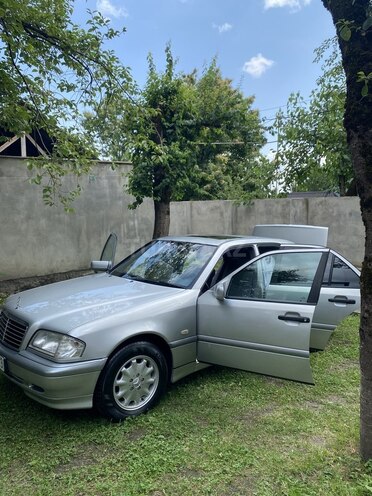 Mercedes C 180 1997, 279,000 km - 1.8 л - Bakı
