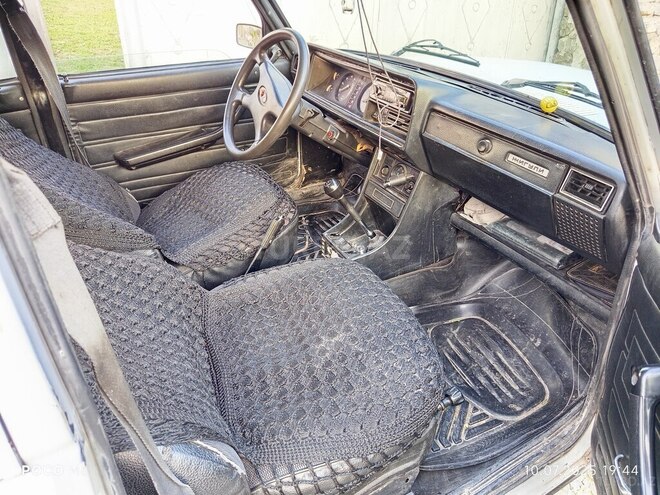 LADA (VAZ) 2107 1987, 150,000 km - 1.5 л - Qax