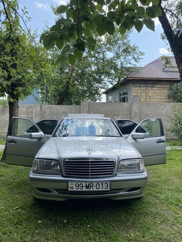 Mercedes C 180 1997, 279,000 km - 1.8 л - Bakı