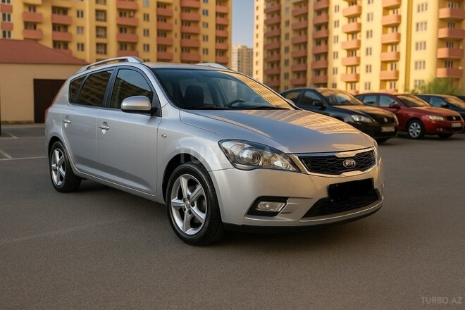 Kia  2010, 348,000 km - 1.6 l - Bakı