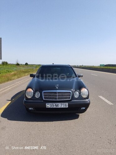 Mercedes E 230 1995, 450,000 km - 2.3 l - Sumqayıt