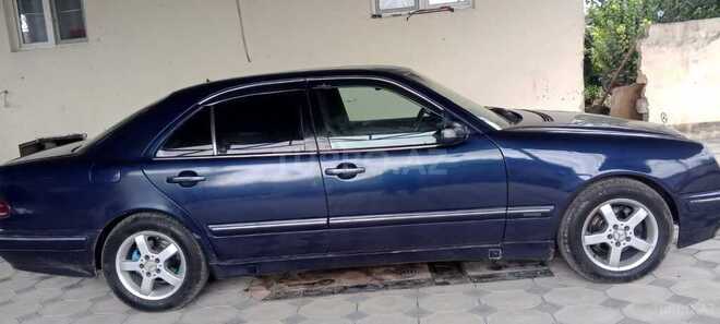 Mercedes E 220 d 2000, 702,369 km - 2.2 l - İmişli