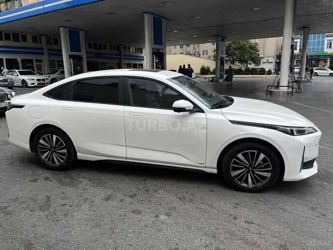 Changan Qiyuan A05 2024, 44,500 km - 1.5 л - Bakı