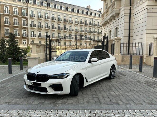 BMW 530e-1
