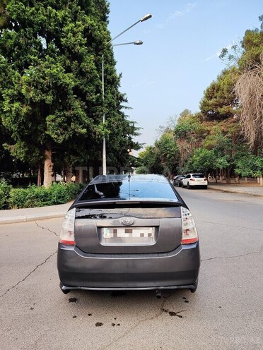 Toyota Prius-15