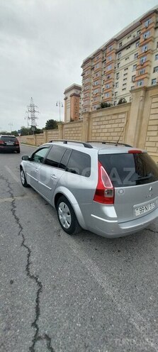 Renault Megane-7
