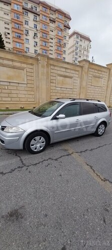 Renault Megane-2
