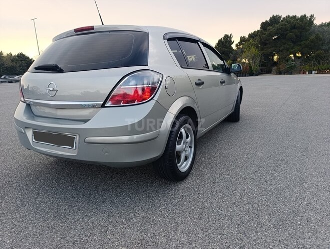 Opel Astra 2009, 226,000 km - 1.4 l - Bakı