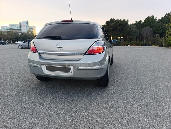 Opel Astra 2009, 226,000 km - 1.4 l - Bakı