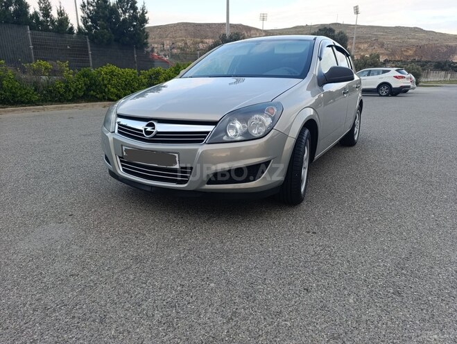 Opel Astra 2009, 226,000 km - 1.4 l - Bakı