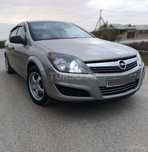 Opel Astra 2009, 226,000 km - 1.4 l - Bakı