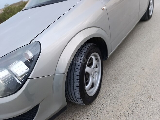 Opel Astra 2009, 226,000 km - 1.4 l - Bakı