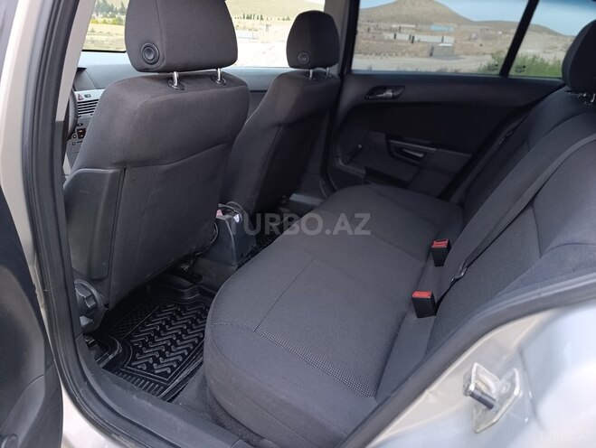 Opel Astra 2009, 226,000 km - 1.4 l - Bakı