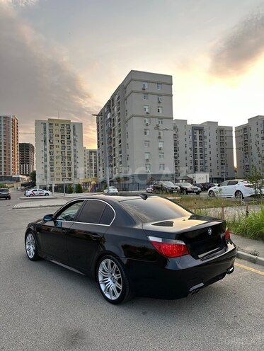 BMW 525 2006, 255,000 km - 2.5 l - Bakı