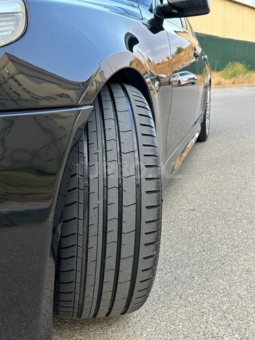 BMW 525 2006, 255,000 km - 2.5 l - Bakı