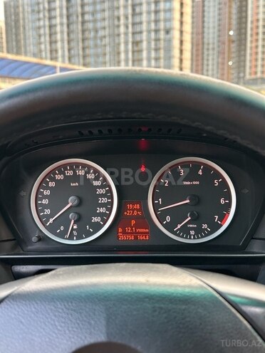 BMW 525 2006, 255,000 km - 2.5 l - Bakı