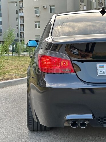 BMW 525 2006, 255,000 km - 2.5 l - Bakı
