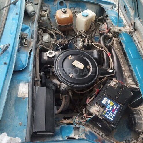 LADA (VAZ) 2104-2