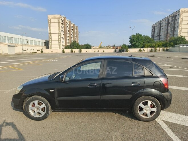 Kia Rio 2007, 284,500 km - 1.4 l - Gəncə