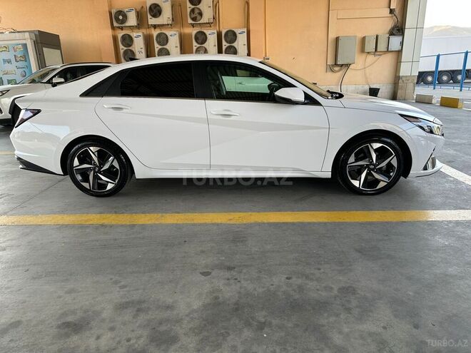 Hyundai Elantra 2021, 95,830 km - 1.6 l - Bakı