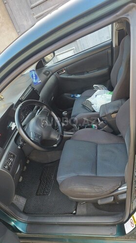 Toyota Corolla 2004, 294,000 km - 1.4 l - Bakı