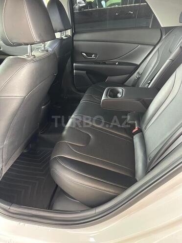 Hyundai Elantra 2021, 95,830 km - 1.6 l - Bakı