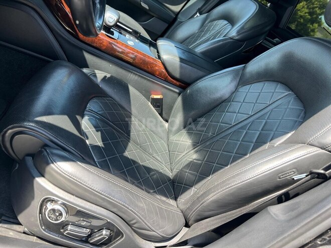 Audi A8-14