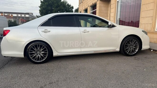 Toyota Camry 2012, 188,000 km - 2.5 l - Quba