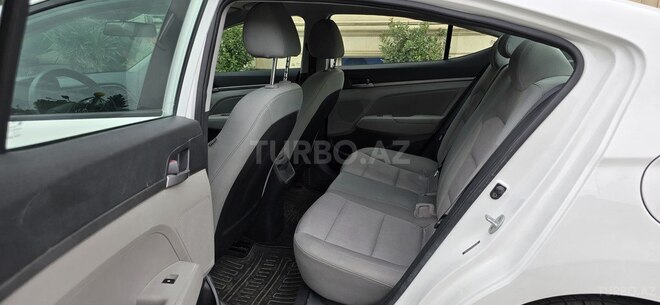 Hyundai Elantra 2016, 120,457 km - 2.0 l - Bakı