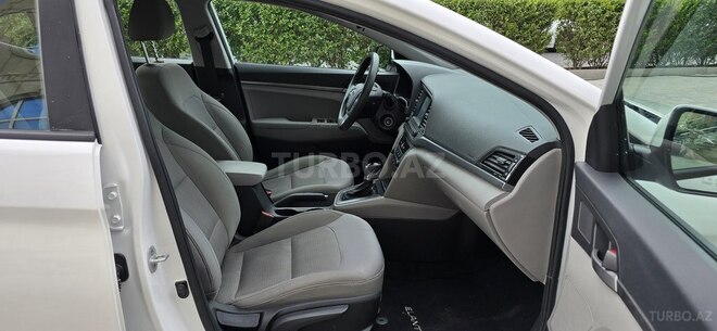 Hyundai Elantra 2016, 120,457 km - 2.0 l - Bakı