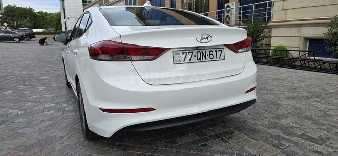 Hyundai Elantra 2016, 120,457 km - 2.0 l - Bakı