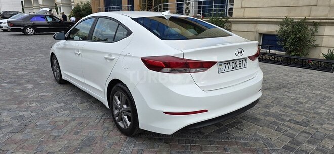 Hyundai Elantra 2016, 120,457 km - 2.0 l - Bakı