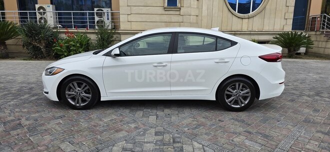 Hyundai Elantra 2016, 120,457 km - 2.0 l - Bakı