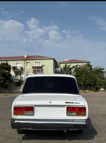 LADA (VAZ) 2107 2005, 750,000 km - 1.6 л - Bakı