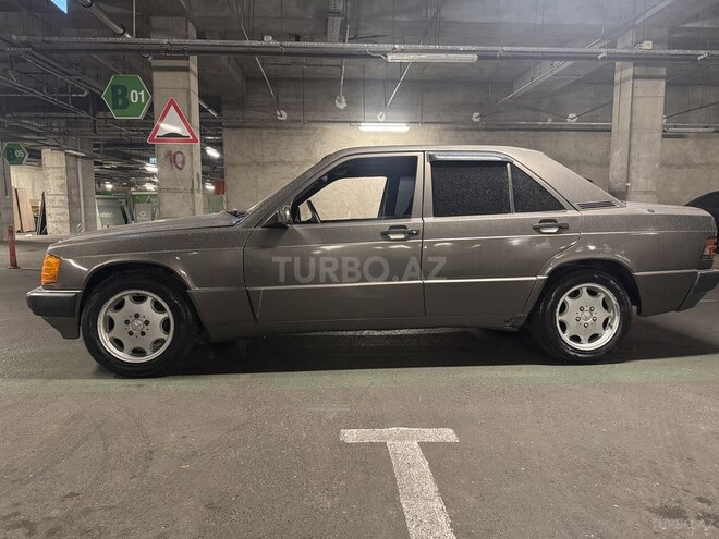 Mercedes 190 1992, 320,000 km - 2.0 l - Bakı