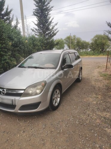 Opel Astra 2006, 258,000 km - 1.4 l - Masallı