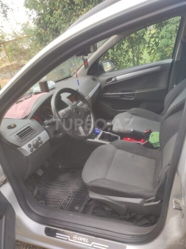 Opel Astra 2006, 258,000 km - 1.4 l - Masallı