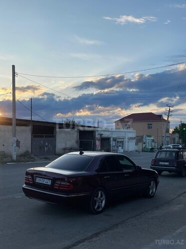 Mercedes E 240 1999, 500,000 km - 2.4 l - Bakı