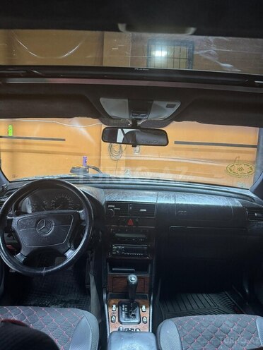 Mercedes C 200 1998, 380,000 km - 2.0 l - Bakı