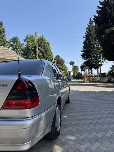 Mercedes C 230 1999, 246,000 km - 2.3 l - Masallı