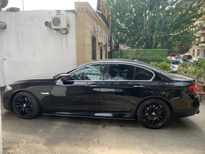 BMW 528-2
