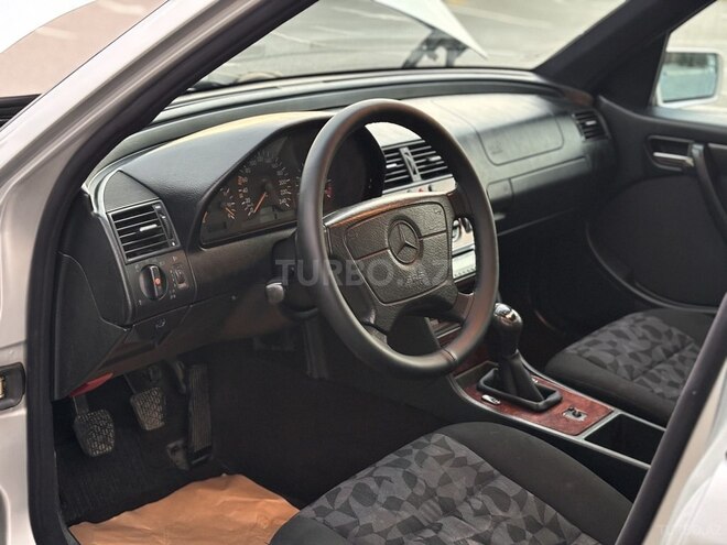 Mercedes C 180 1997, 380,000 km - 1.8 л - Bakı