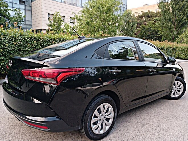 Hyundai Accent 2022, 17,800 km - 1.6 l - Bakı