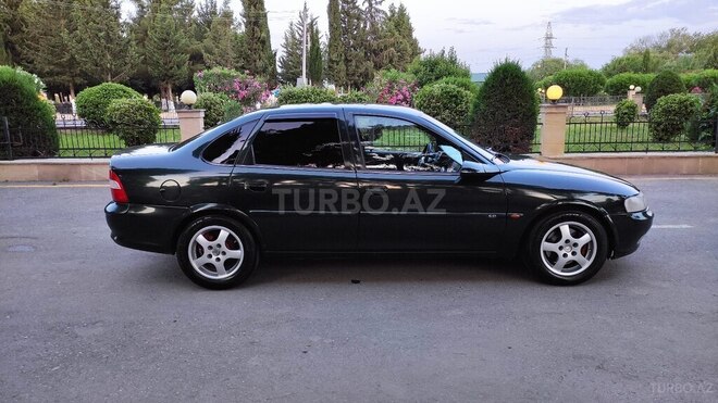 Opel Vectra 1998, 354,000 km - 2.0 l - Bakı