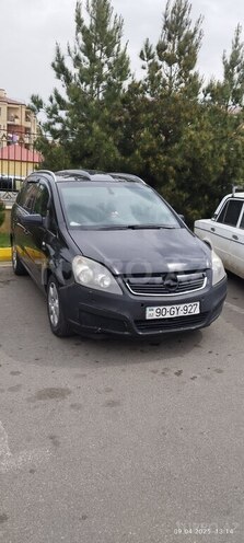 Opel Zafira 2007, 234,850 km - 1.9 l - Naftalan
