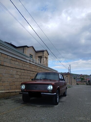 LADA (VAZ) 21011-1