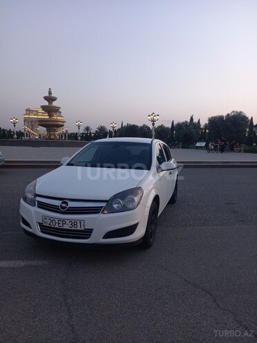 Opel Astra 2009, 210,000 km - 1.3 l - Gəncə