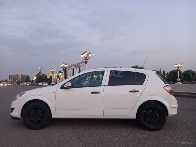 Opel Astra 2009, 210,000 km - 1.3 l - Gəncə