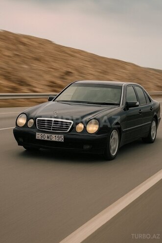 Mercedes E 220 d 1999, 235,000 km - 2.2 l - Bakı