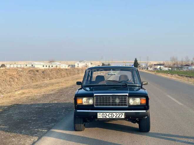 LADA (VAZ) 2107-5